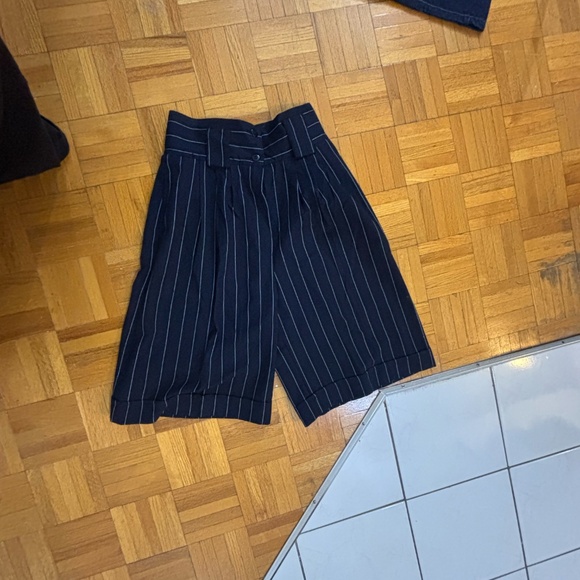Vintage 80s pinstripes culottes feels like wool * accepting offers - Picture 3 of 8